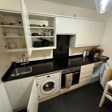 Cosmopolitan Comfort Private Bedrooms In Euston 106 런던 외부 사진