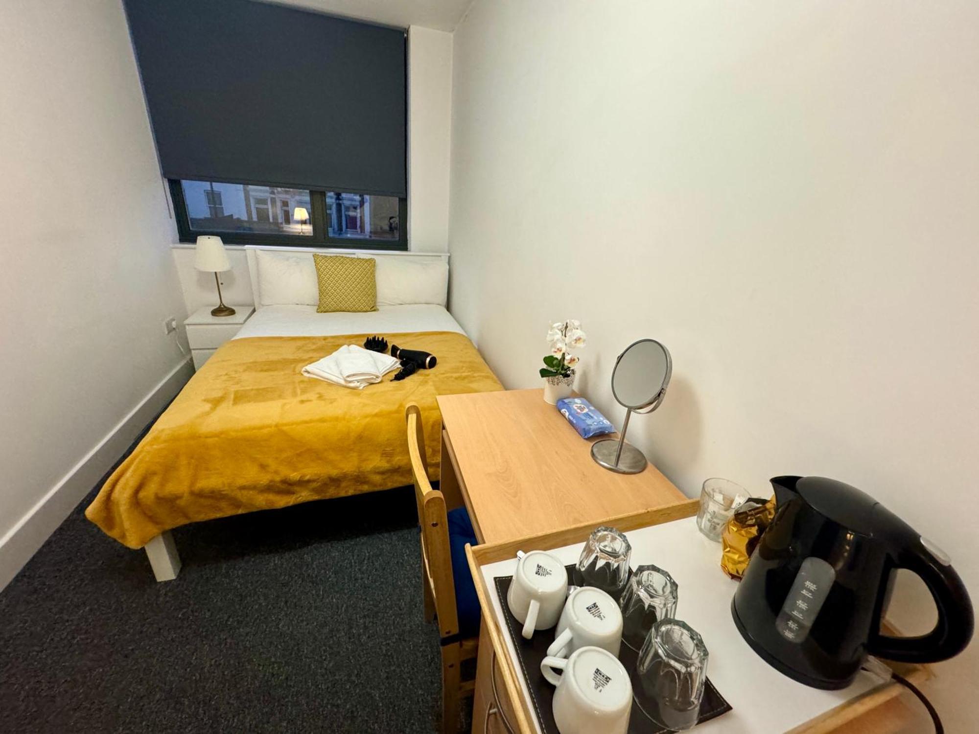 Cosmopolitan Comfort Private Bedrooms In Euston 106 런던 외부 사진