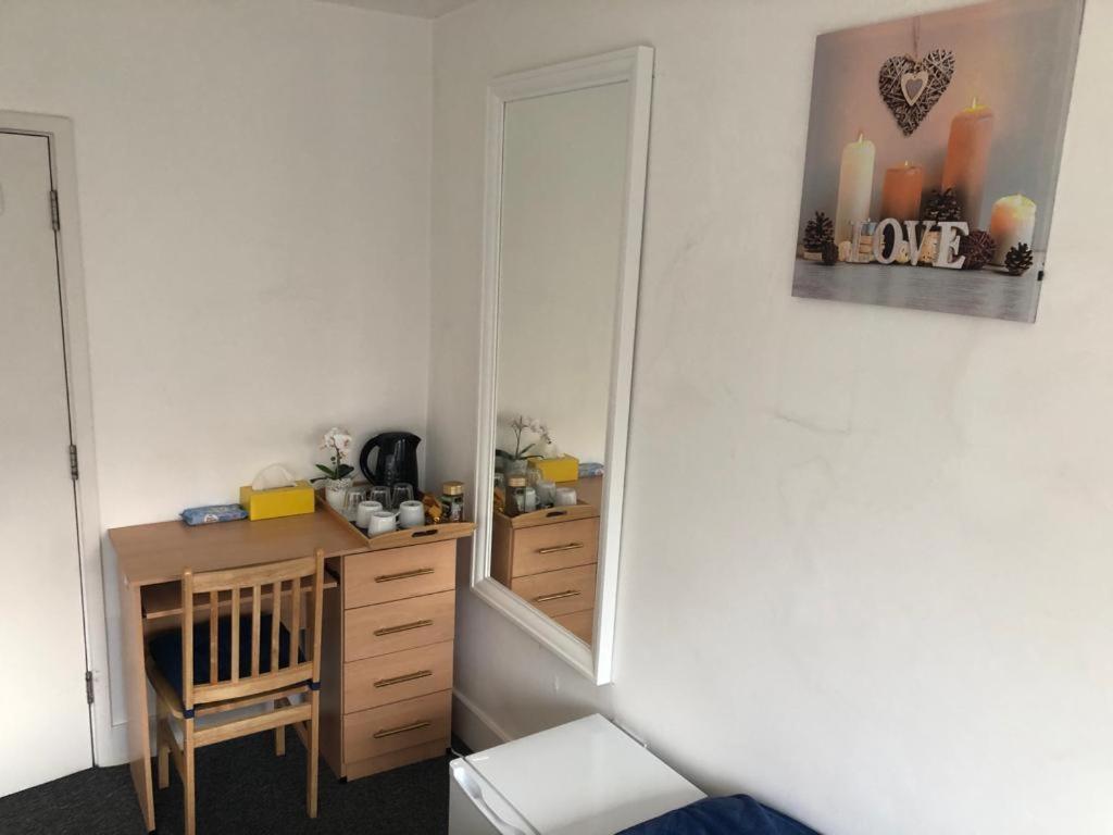 Cosmopolitan Comfort Private Bedrooms In Euston 106 런던 외부 사진