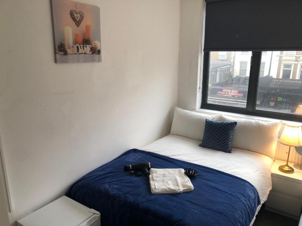 Cosmopolitan Comfort Private Bedrooms In Euston 106 런던 외부 사진