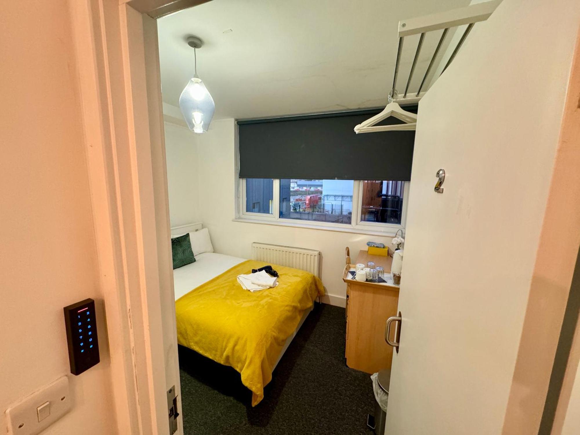 Cosmopolitan Comfort Private Bedrooms In Euston 106 런던 외부 사진