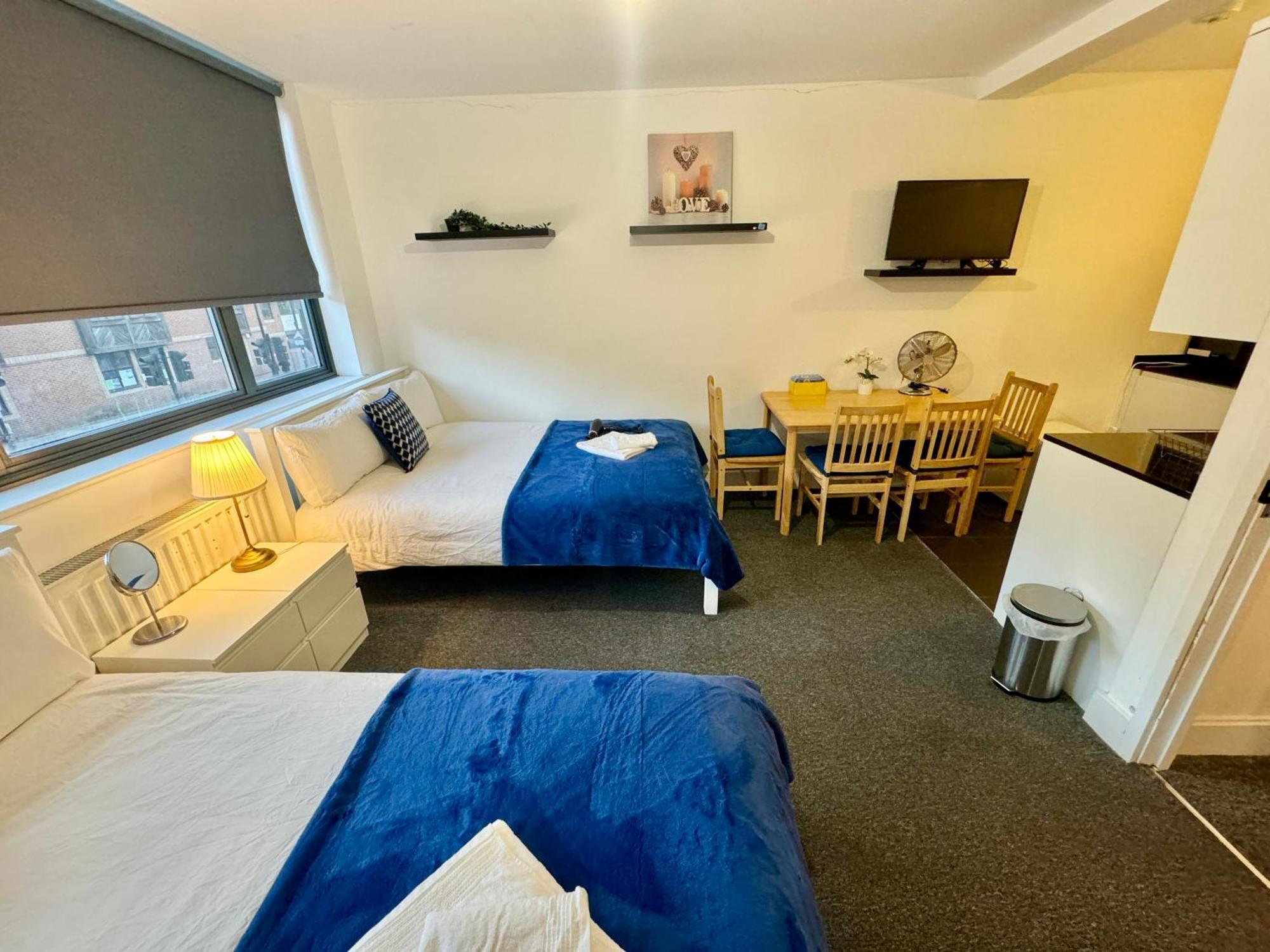 Cosmopolitan Comfort Private Bedrooms In Euston 106 런던 외부 사진